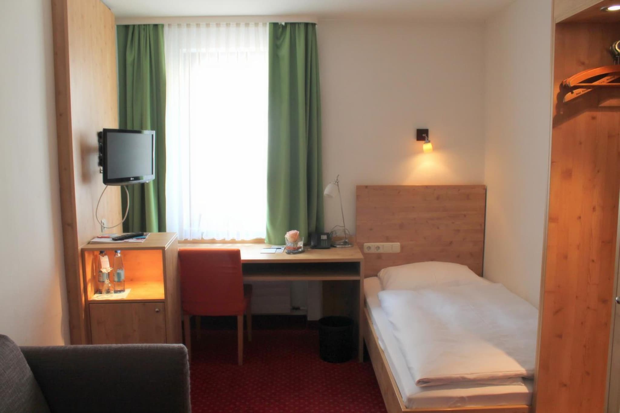 Steichele Hotel & Weinrestaurant photo 5