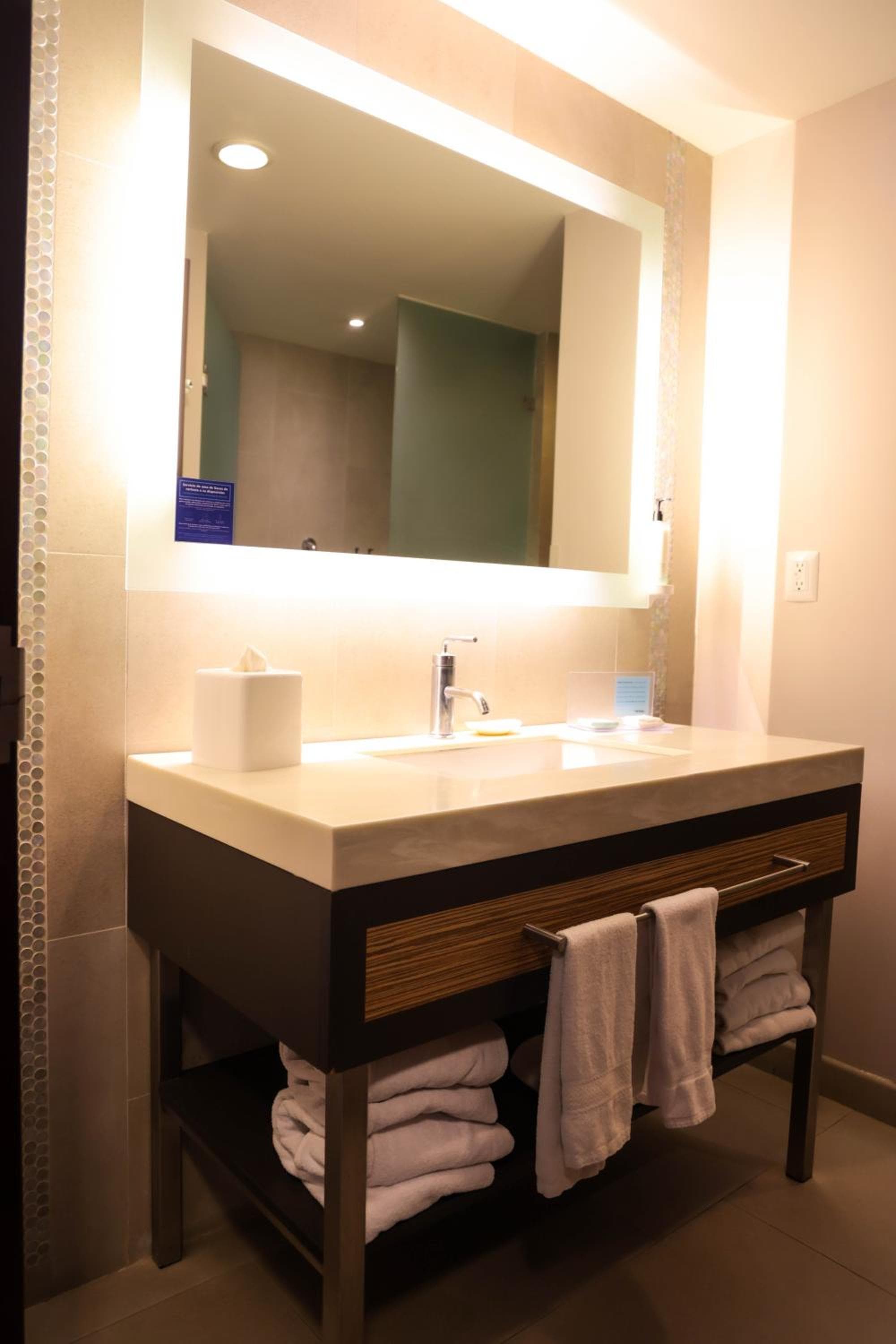 Hampton Inn Zacatecas photo 7