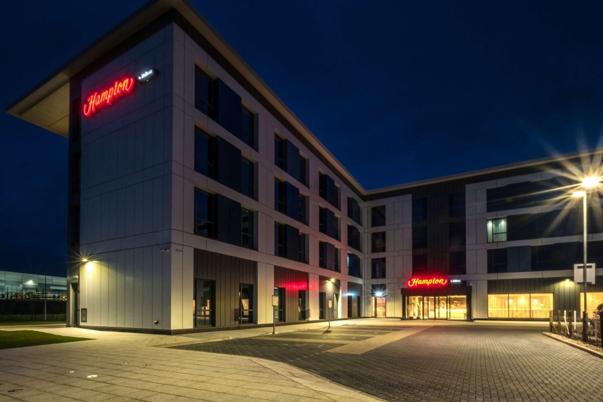 Hampton By Hilton Aberdeen Airport photo 3
