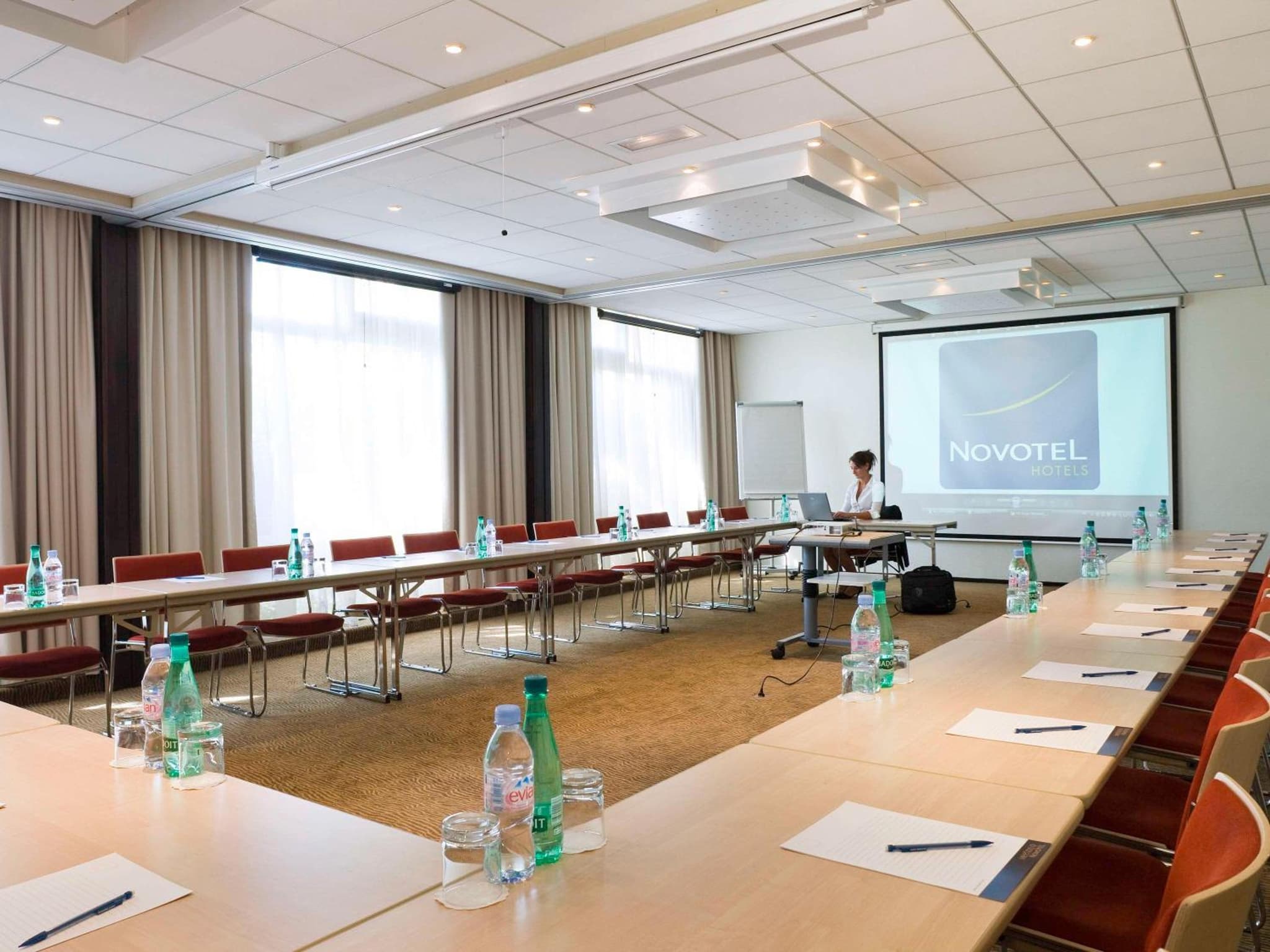 meeting & event spaces
