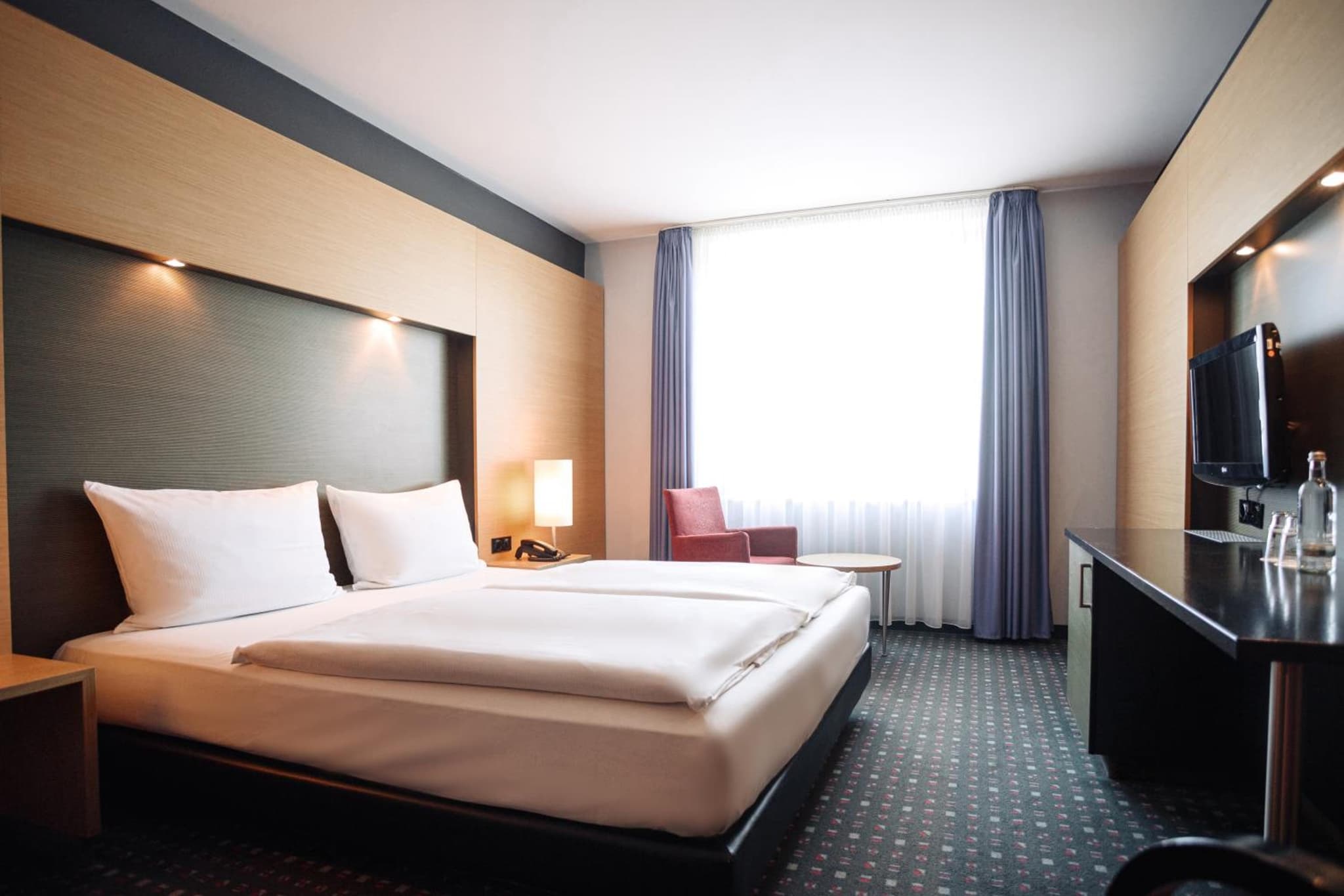 Ramada by Wyndham Essen photo 4