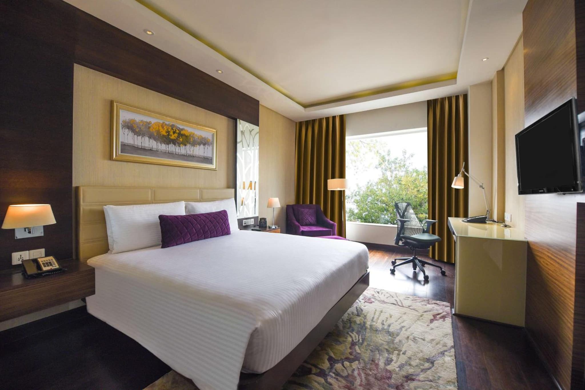 DoubleTree by Hilton Gurugram Baani Square photo 6