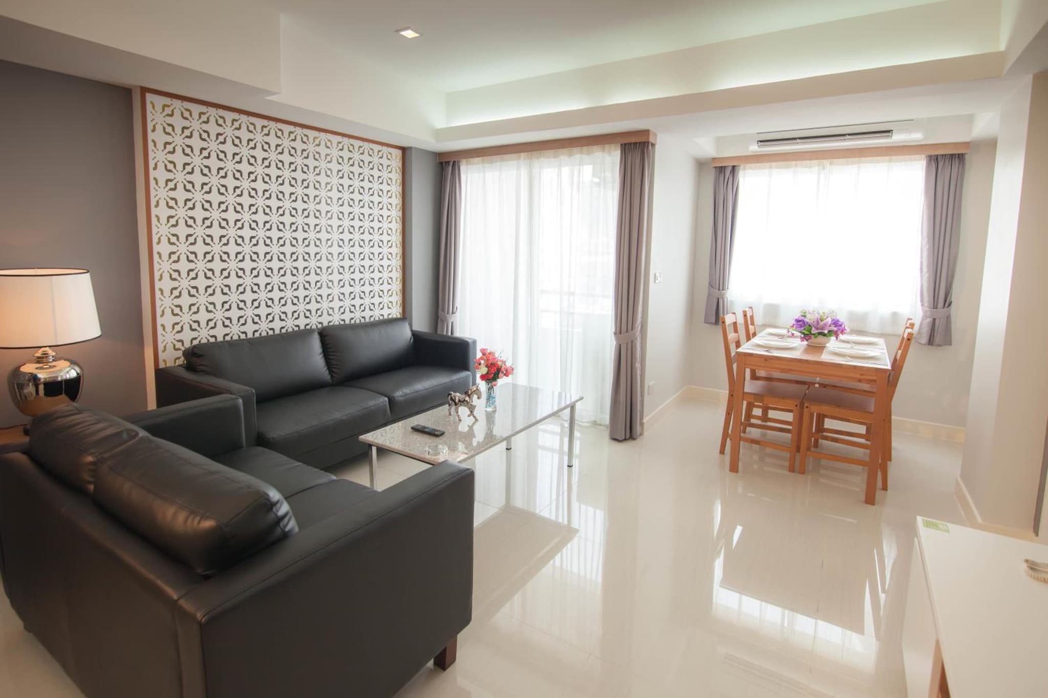 Racha Residence photo 2