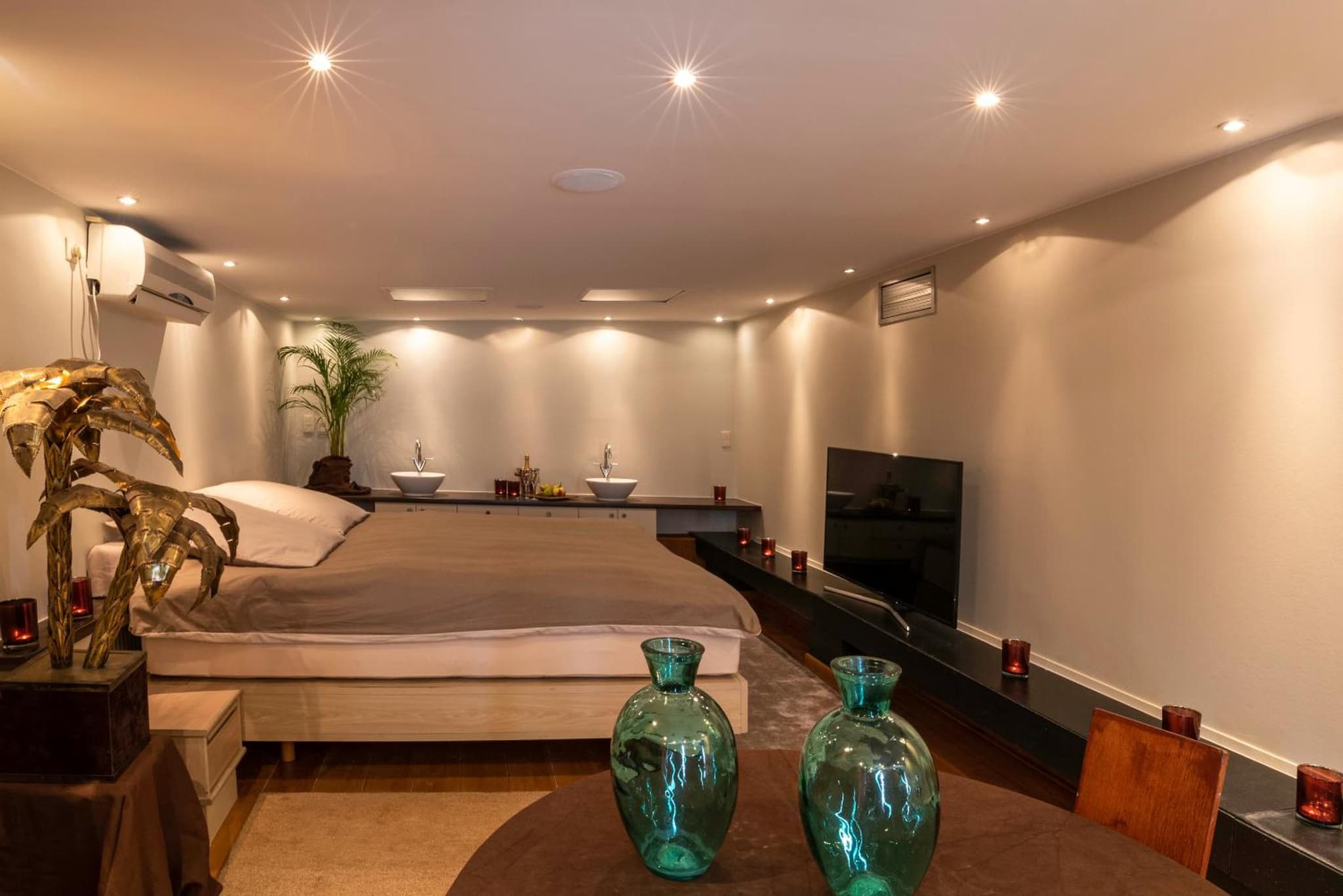 BeautyD JUNIOR-SUITE family room for up to 3 children centrum GULLEGEM KORTRIJK photo 5