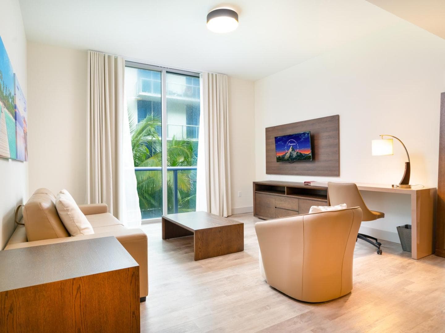 CH Luxury Condos & Studios On The Beach photo 6
