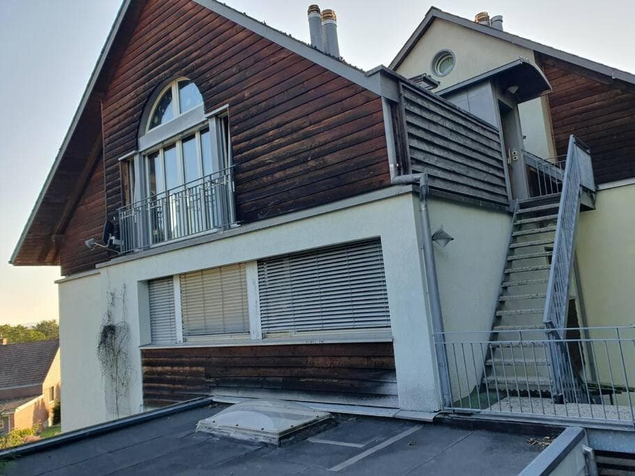 Dachwohnung in Flughafennähe photo 4