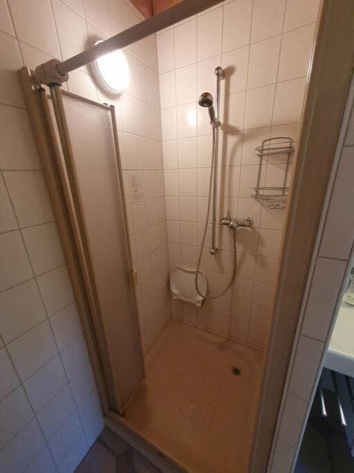 Dachwohnung in Flughafennähe photo 3