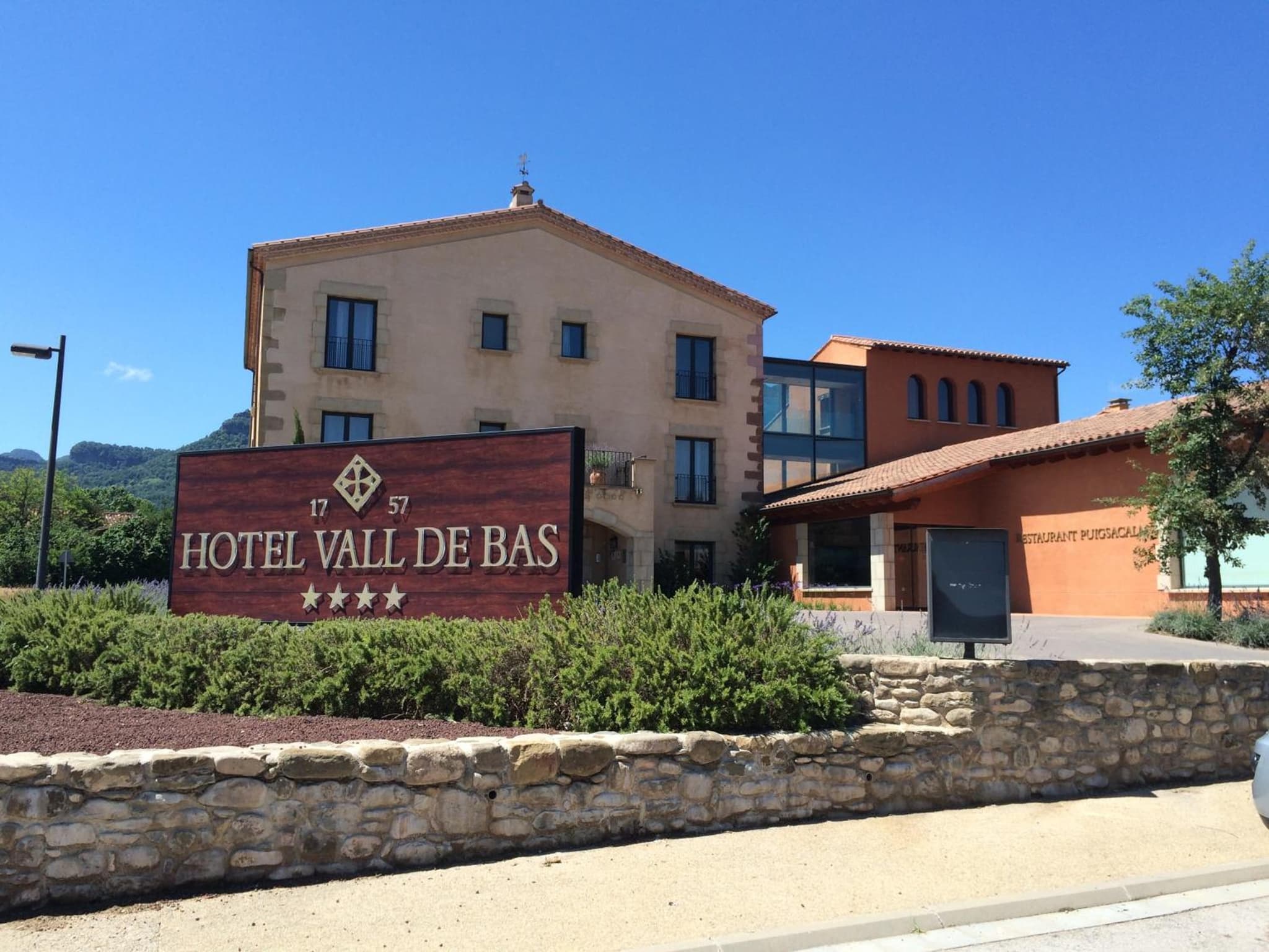 Hotel Vall de Bas photo 6