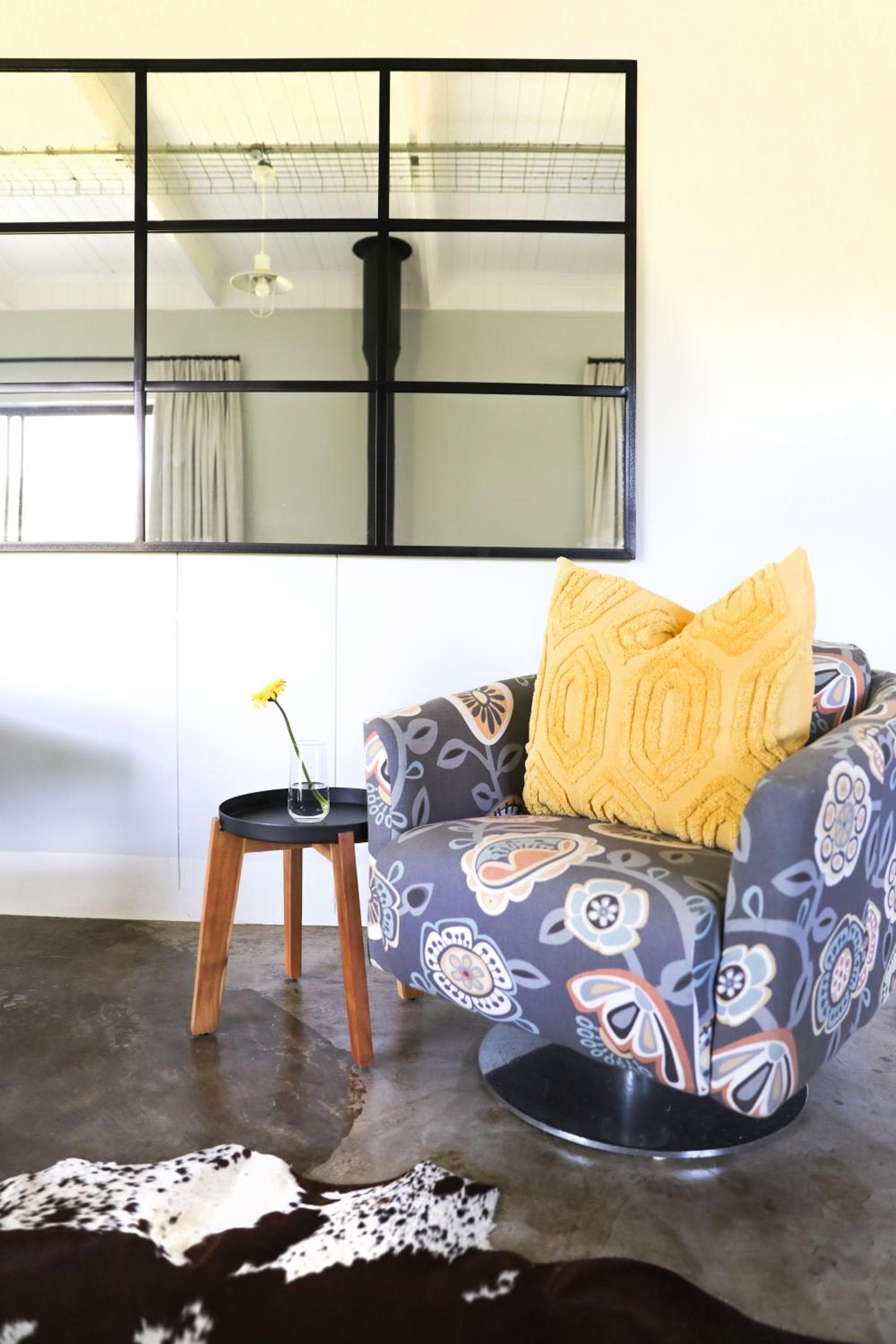 Nguni Place - a self-catering, modern apartment. photo 5