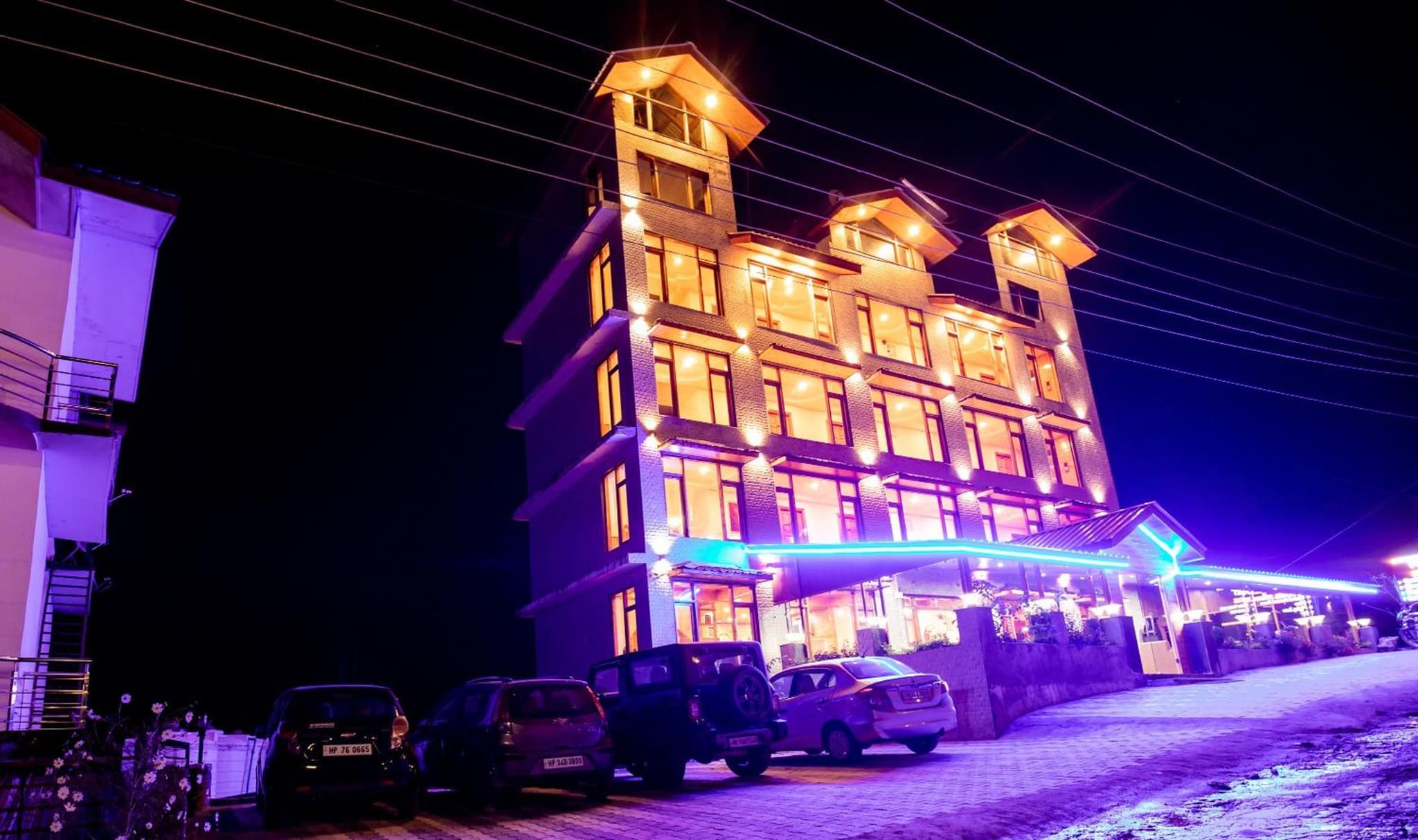 Hotel Smugglers Mountain View - central heated & air Cooled