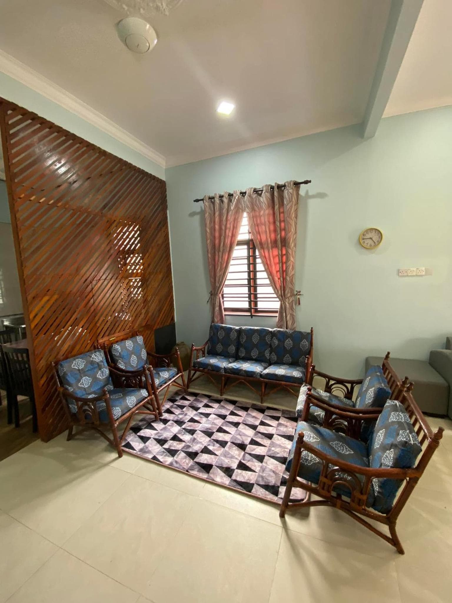 Dzanz Homestay photo 3