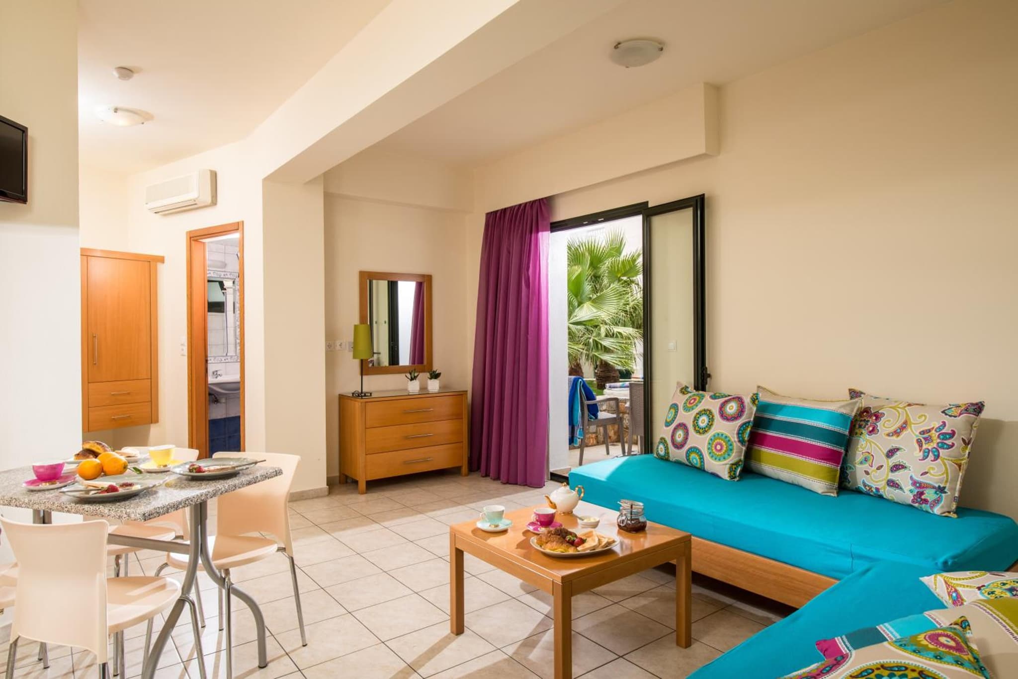 Kristalli Hotel Apartments photo 6