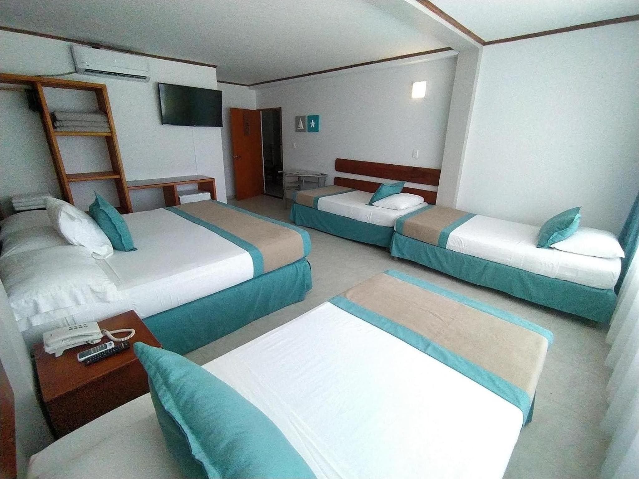 Hotel Portobelo beach photo 4