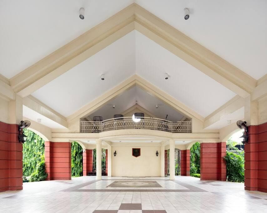 Cozy 2BR w/ Free Pool Access and Free Parking N224 photo 3