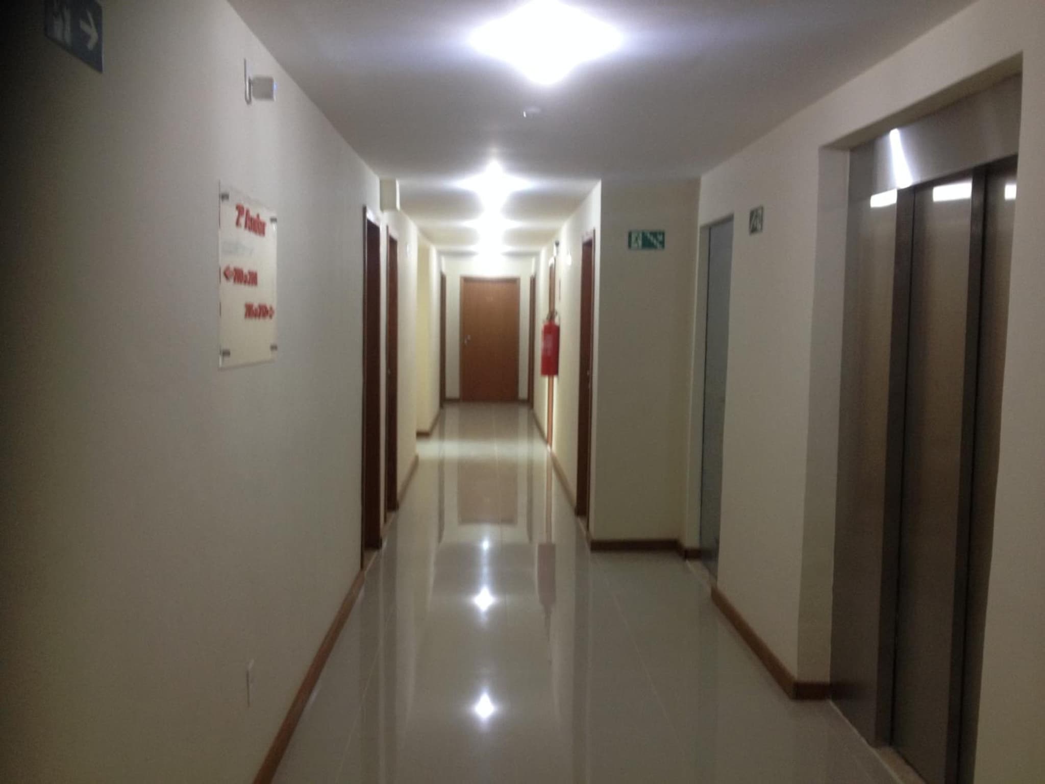 Bonjour Hotel photo 8