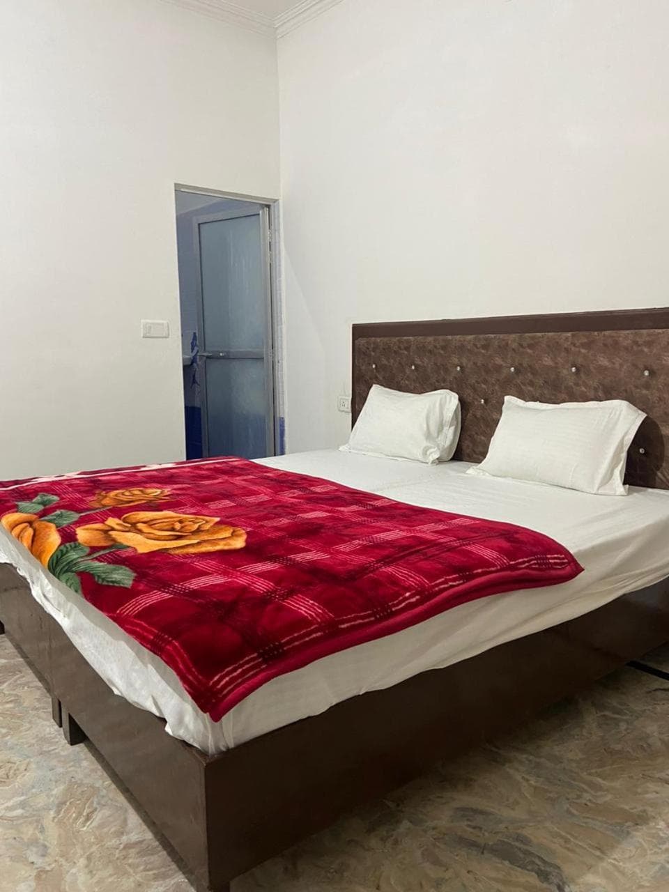 Karma Hostel photo 8