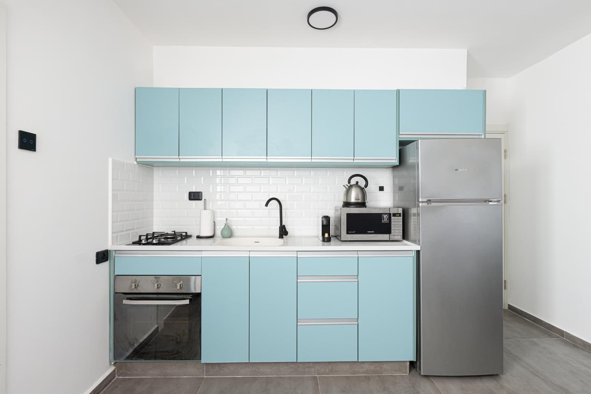 Nirvana 1BR Apt, Central Old Town, Private Balcony photo 5