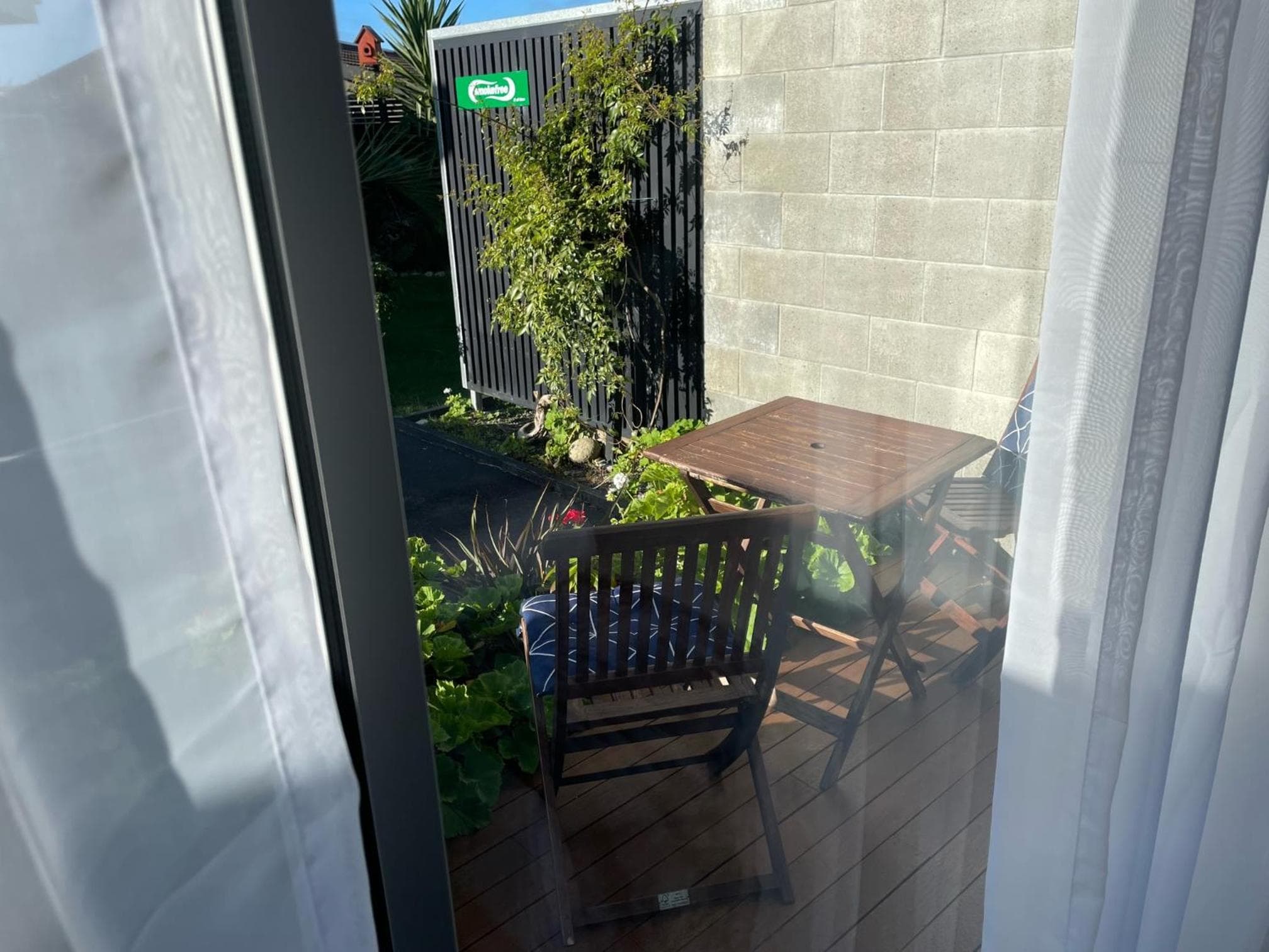 Carters by the Sea Beachside Studio Apartments photo 9