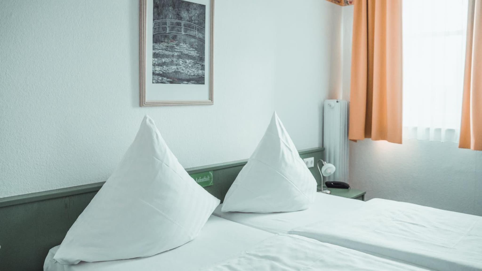 City Hotel photo 3