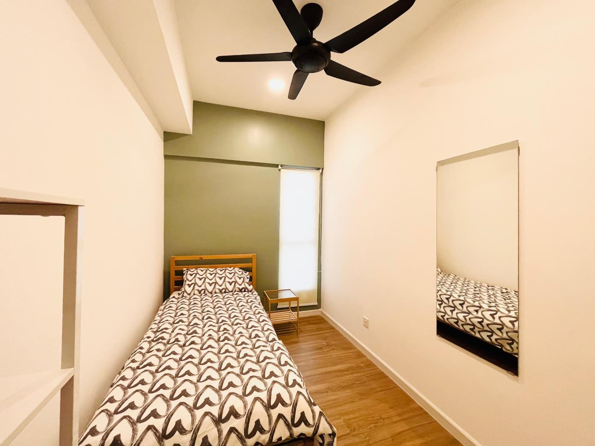 COMFY SKY SUITE Free Wifi & Netflix photo 4