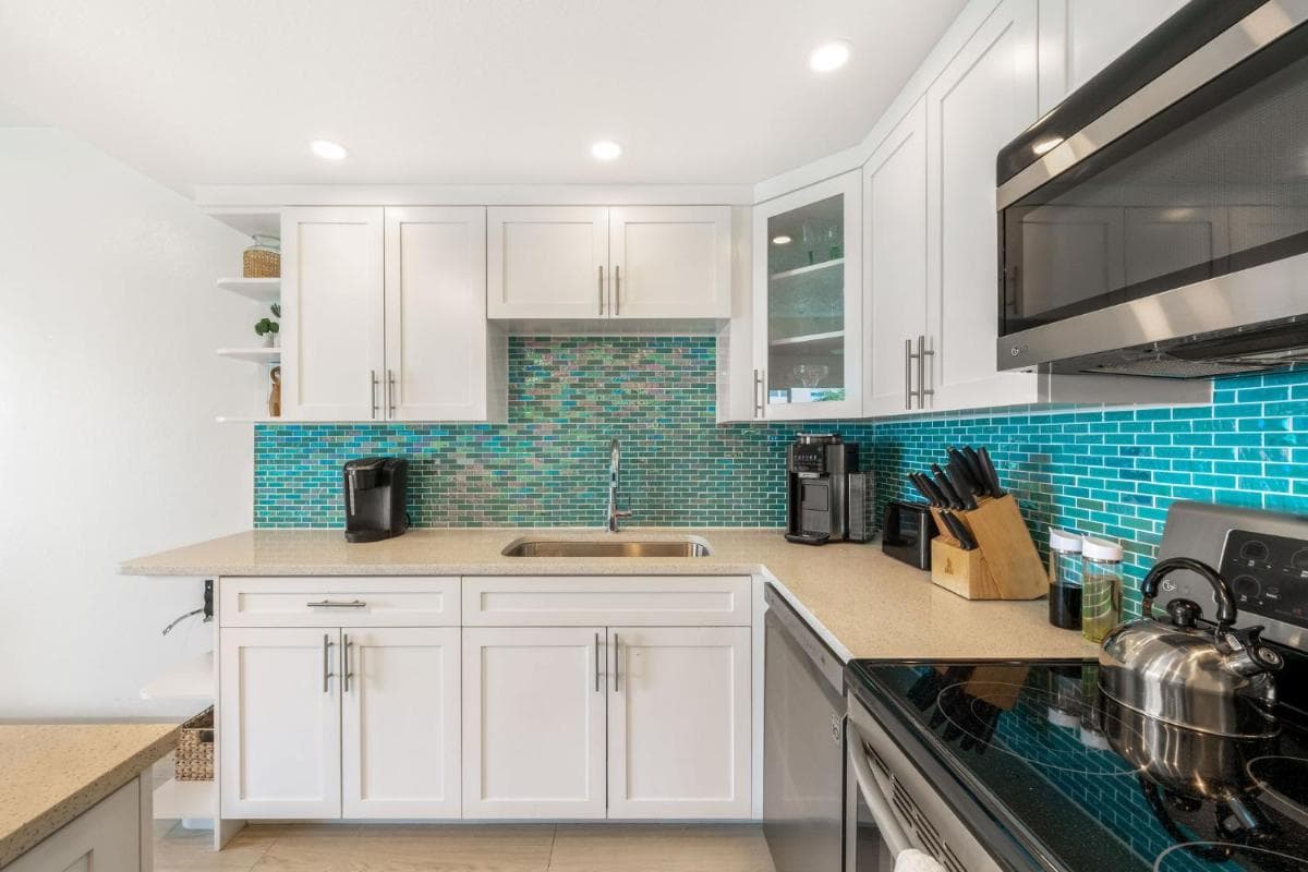 Next to Ritz Carlton, Oceanview 1BR on Seven Mile Beach photo 5