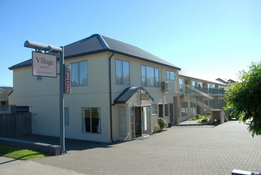 Village Motel photo 3