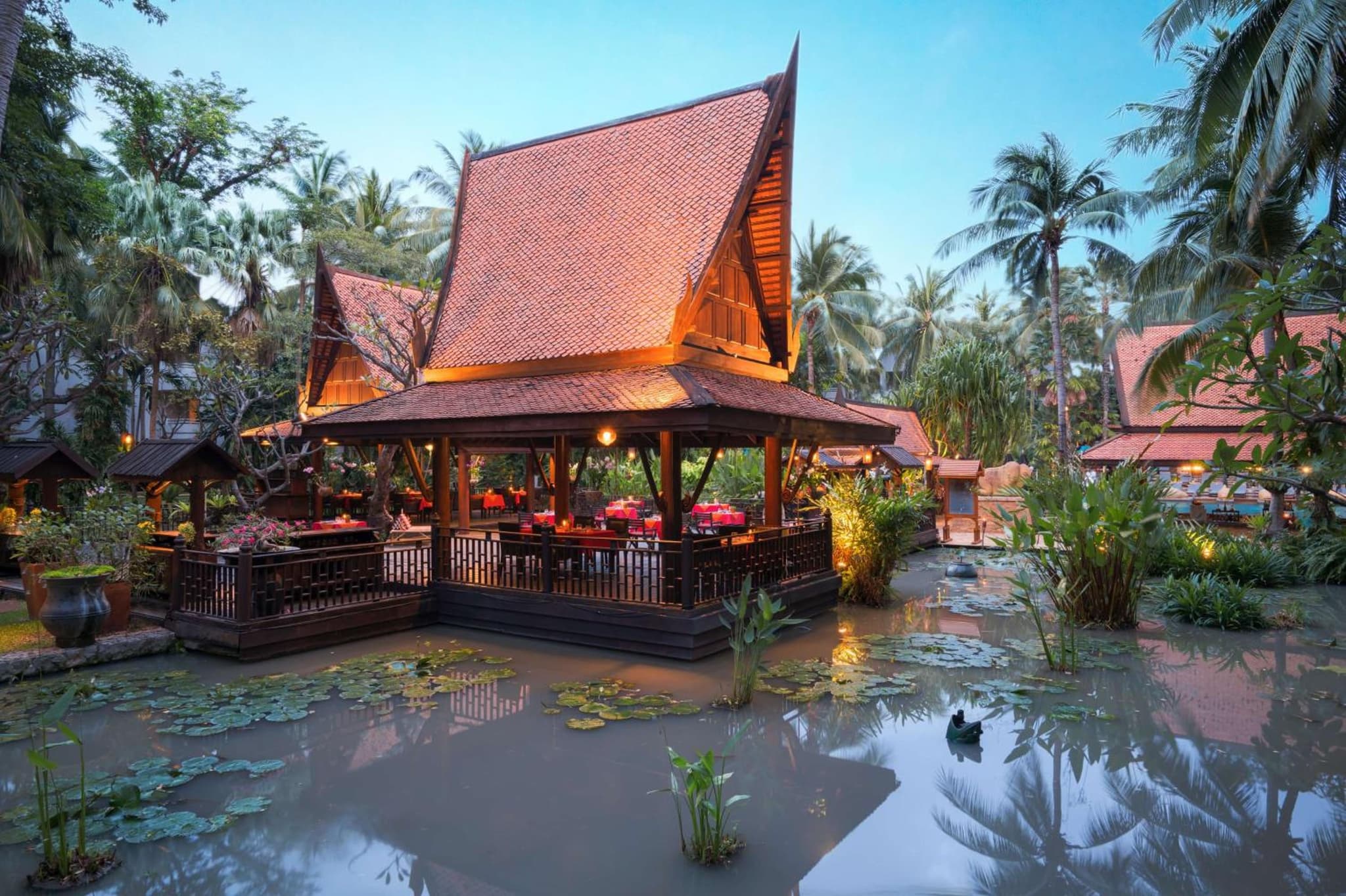 Avani Pattaya Resort photo 6
