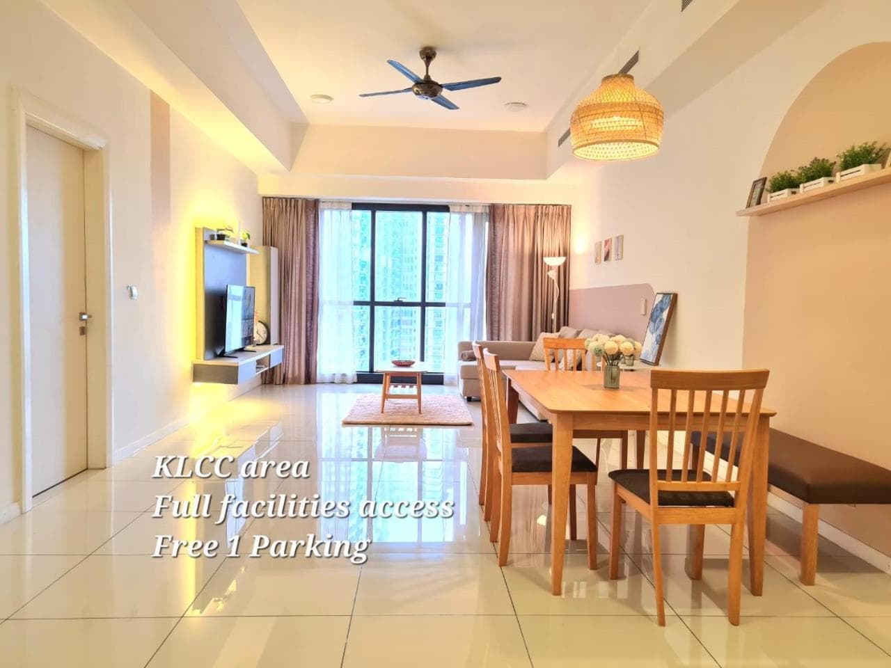 M city service suite KLCC photo 8