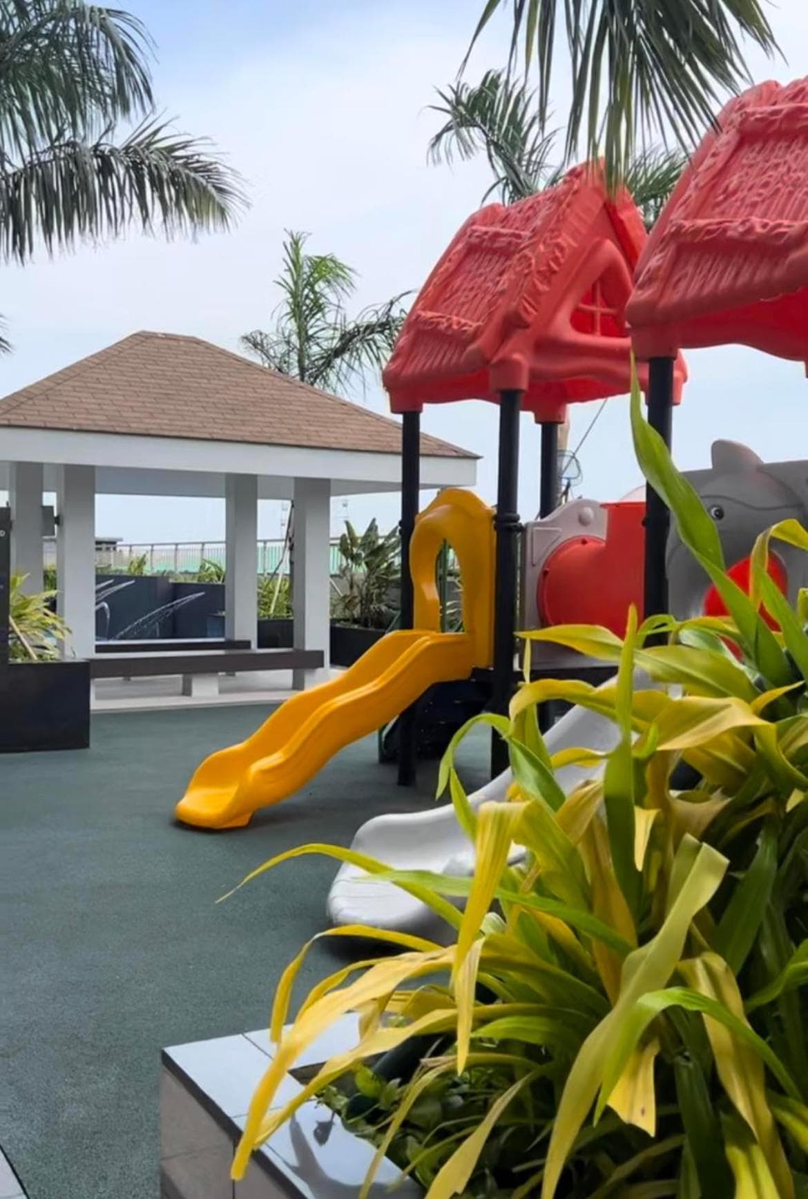 CozyCoastStay by APPLETRAVELBEYONDPH photo 3