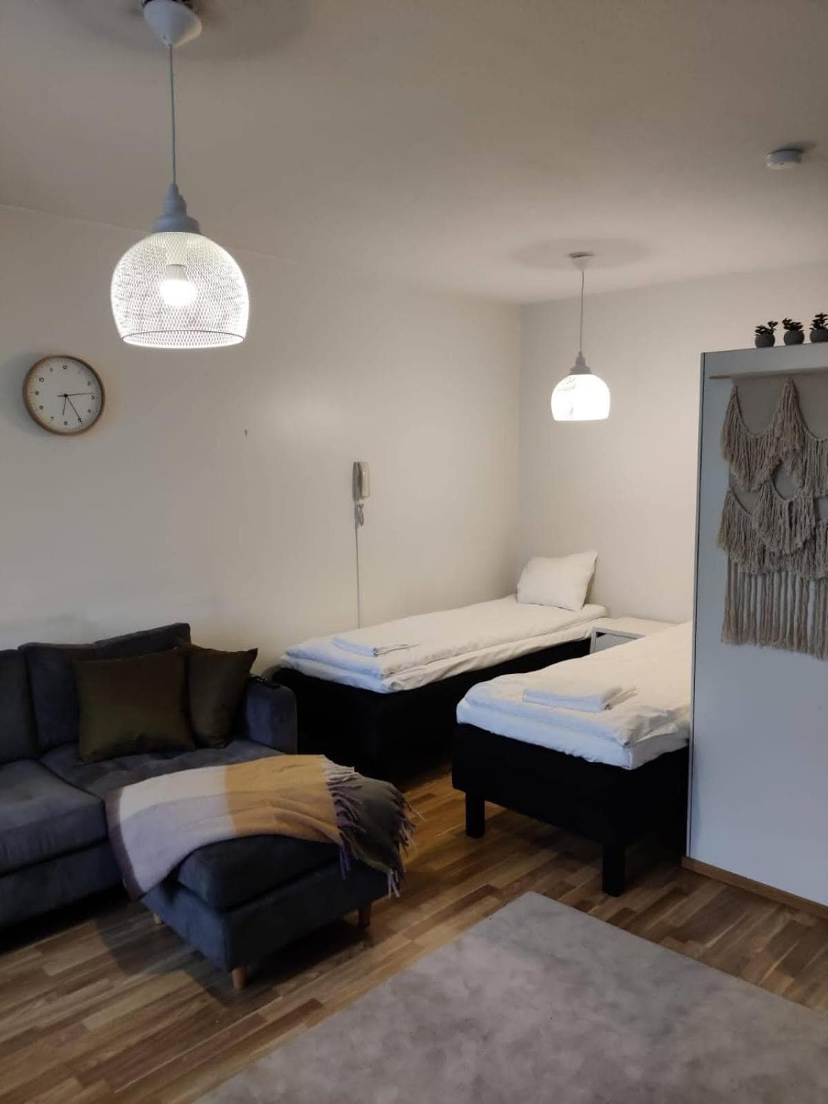 Hilla Apartments photo 2