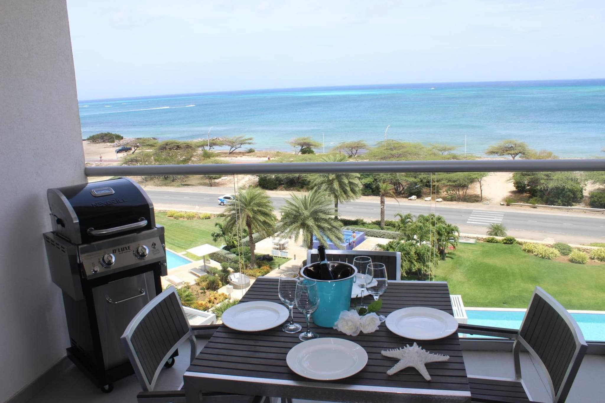 Azure 515 Aruba Vacation Sunset Breeze photo 6