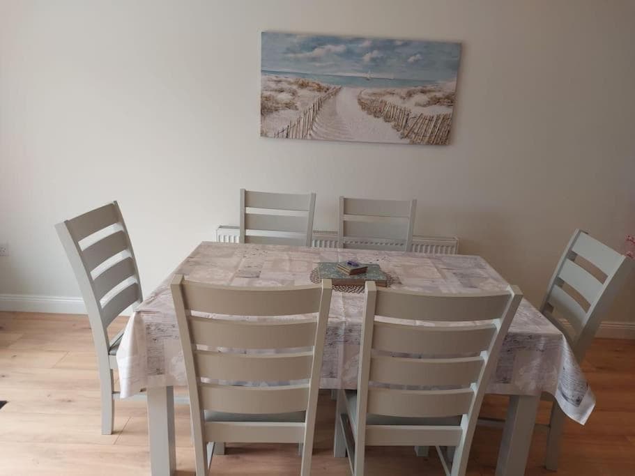 Stunning New 3 Bed Townhouse