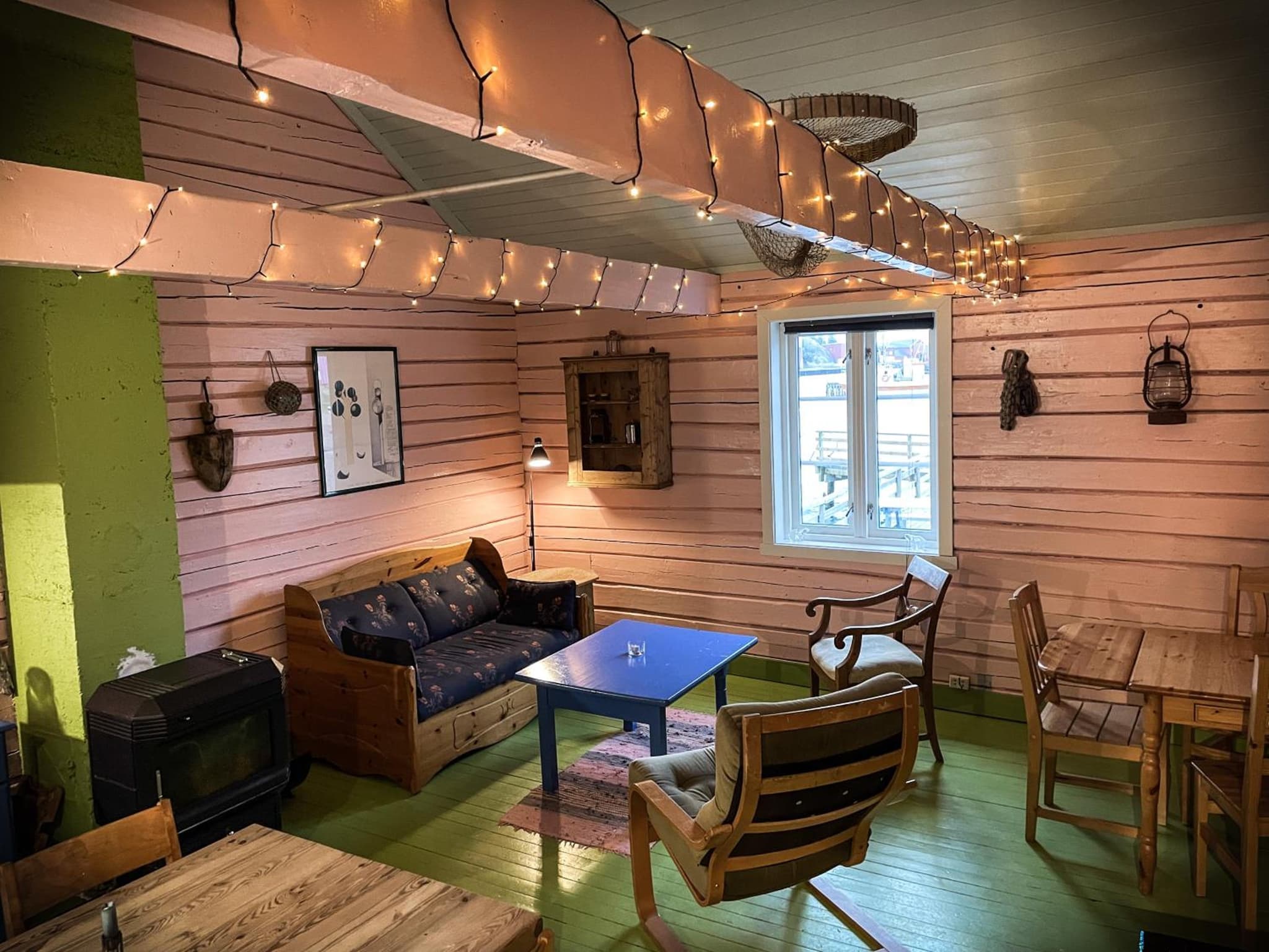 Kræmmervika Rorbuer - Rustic Cabins & Hostel in Lofoten photo 3