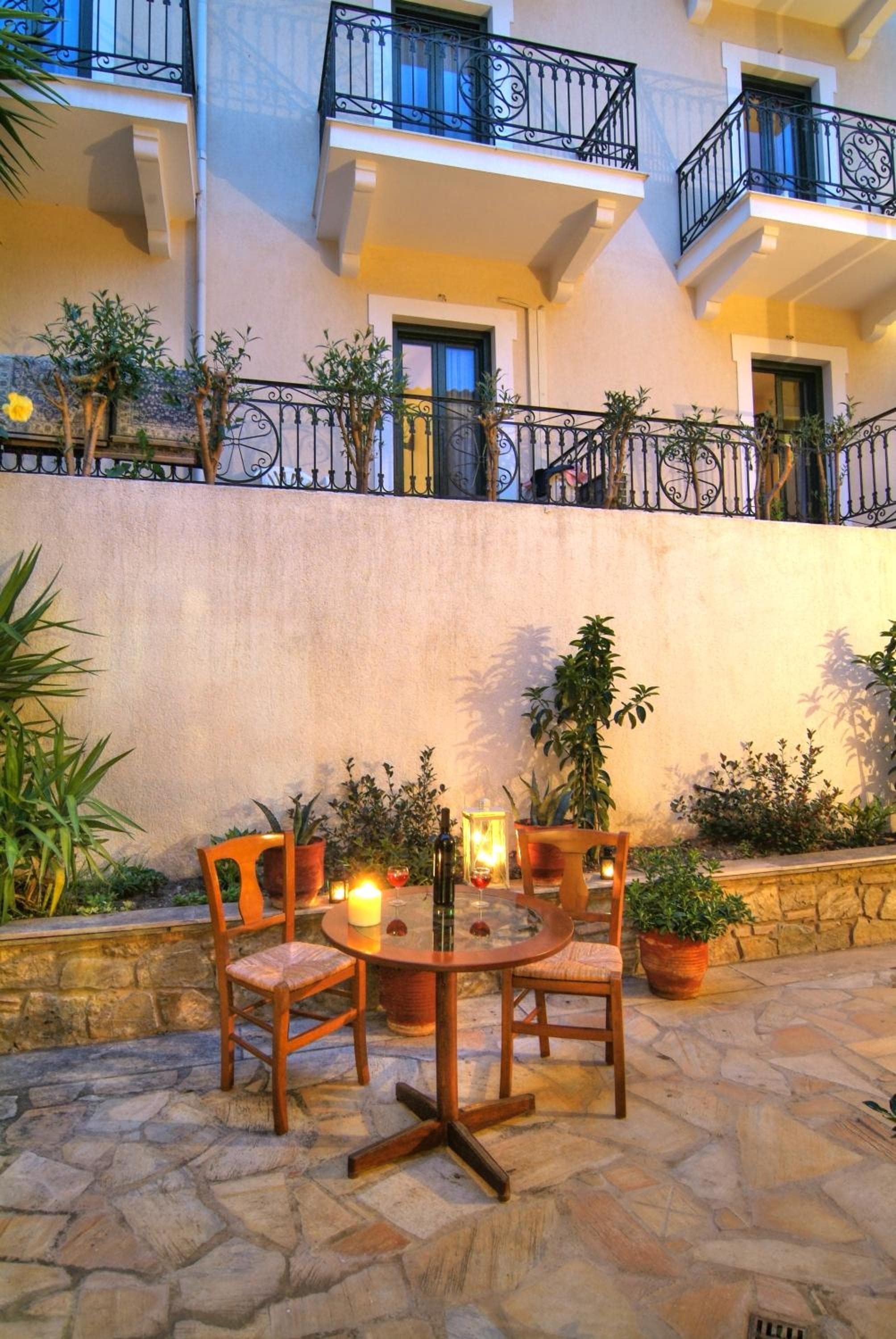 Artemis Hotel photo 7