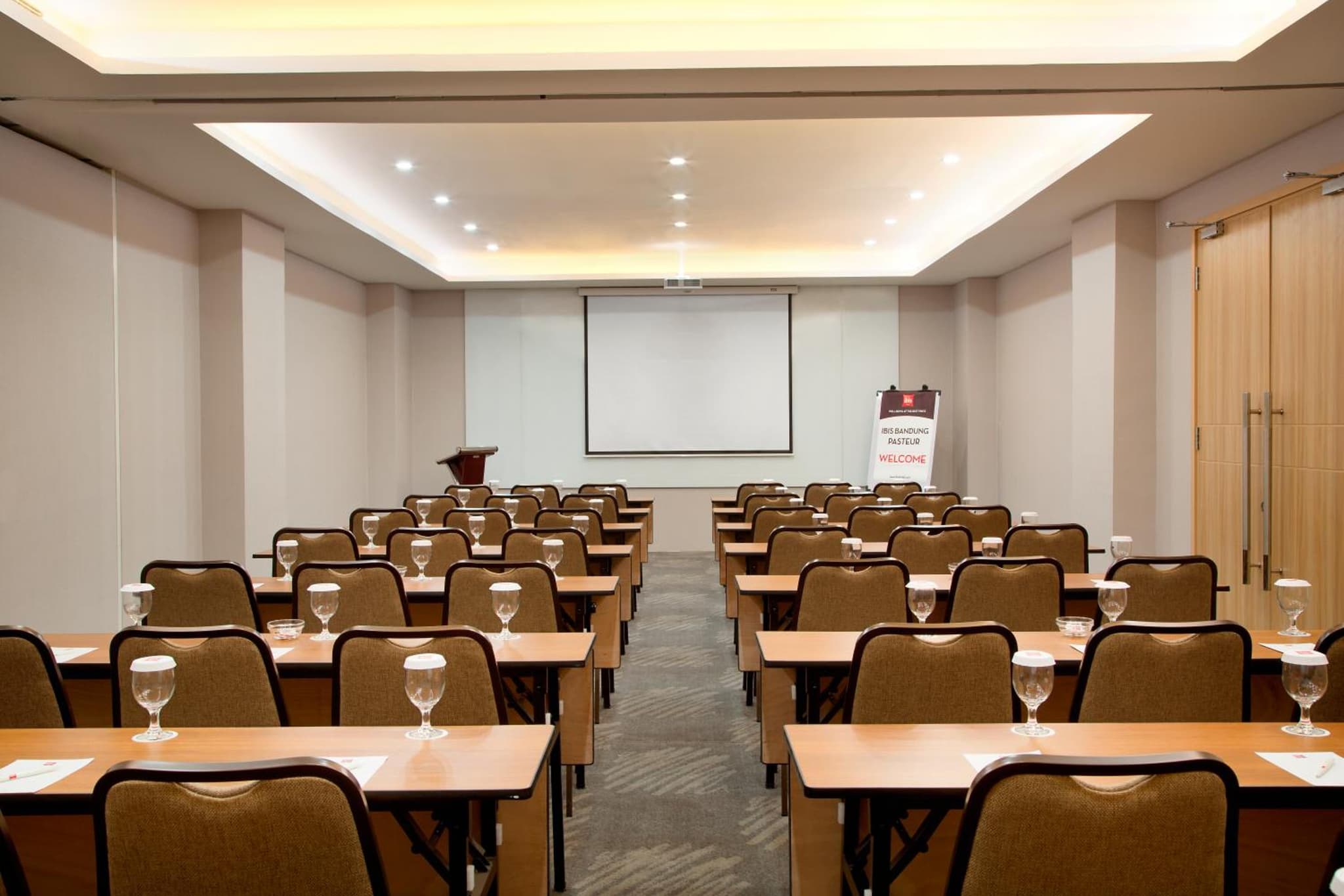 Ibis Bandung Pasteur photo 2