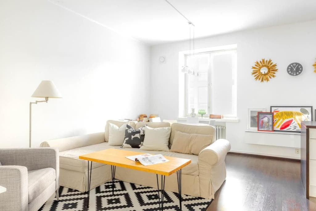 Spacious apt on Tranquil Courtyard photo 8