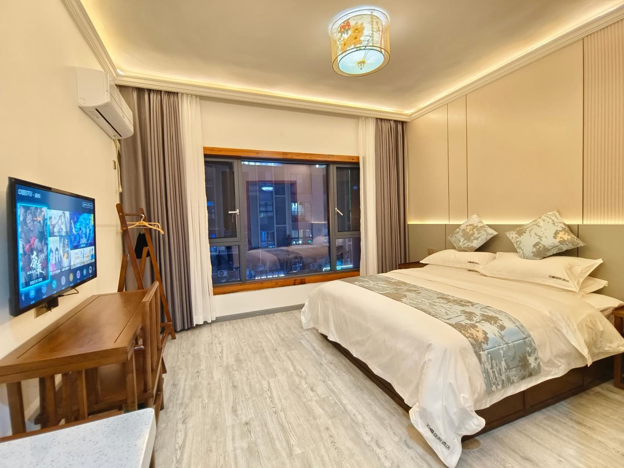 Zhangjiajie Borui Hotel - Tianmen Mountain 张家界天门山泊睿庭院酒店 Free travel guide customization and purchasing tickets for various scenic spots photo 7