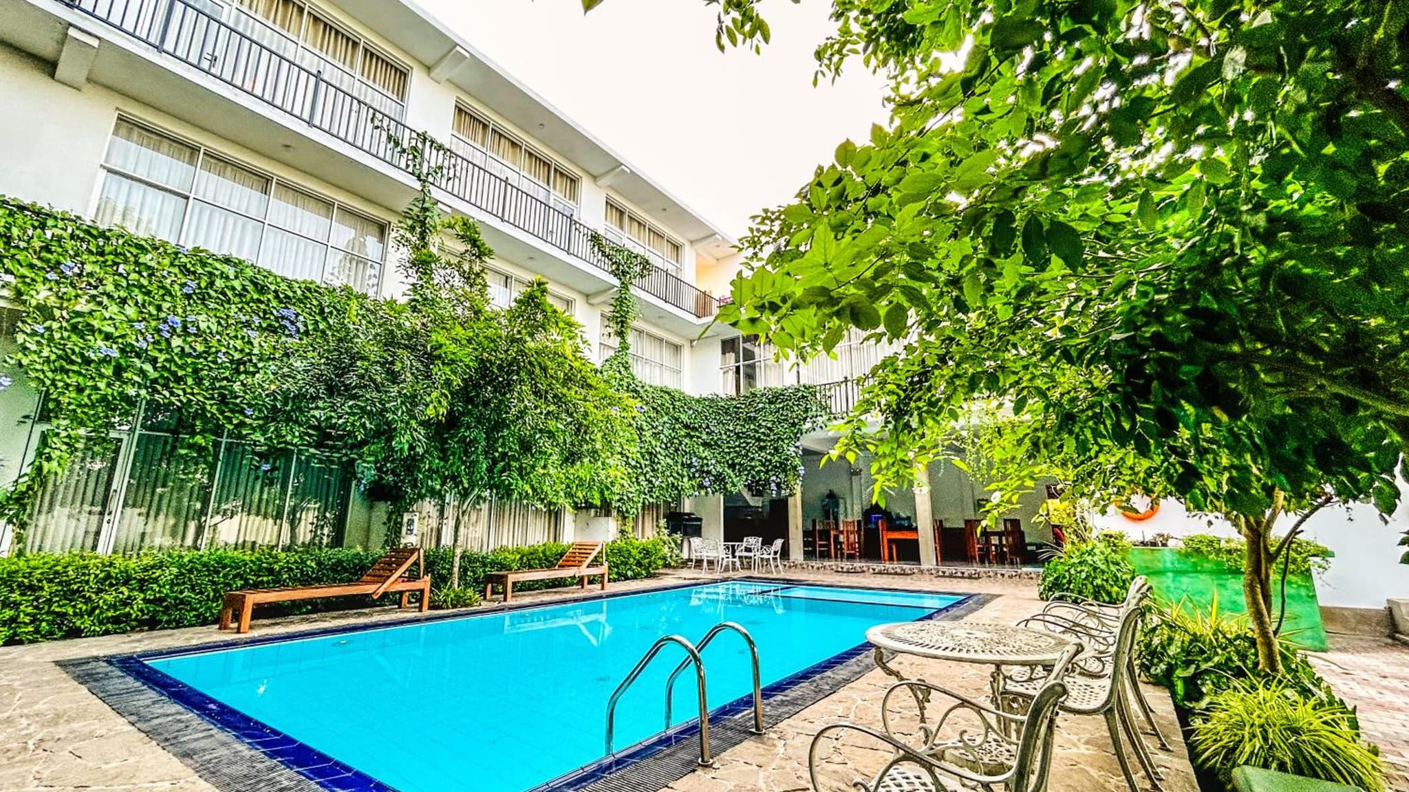 Salubrious Resort