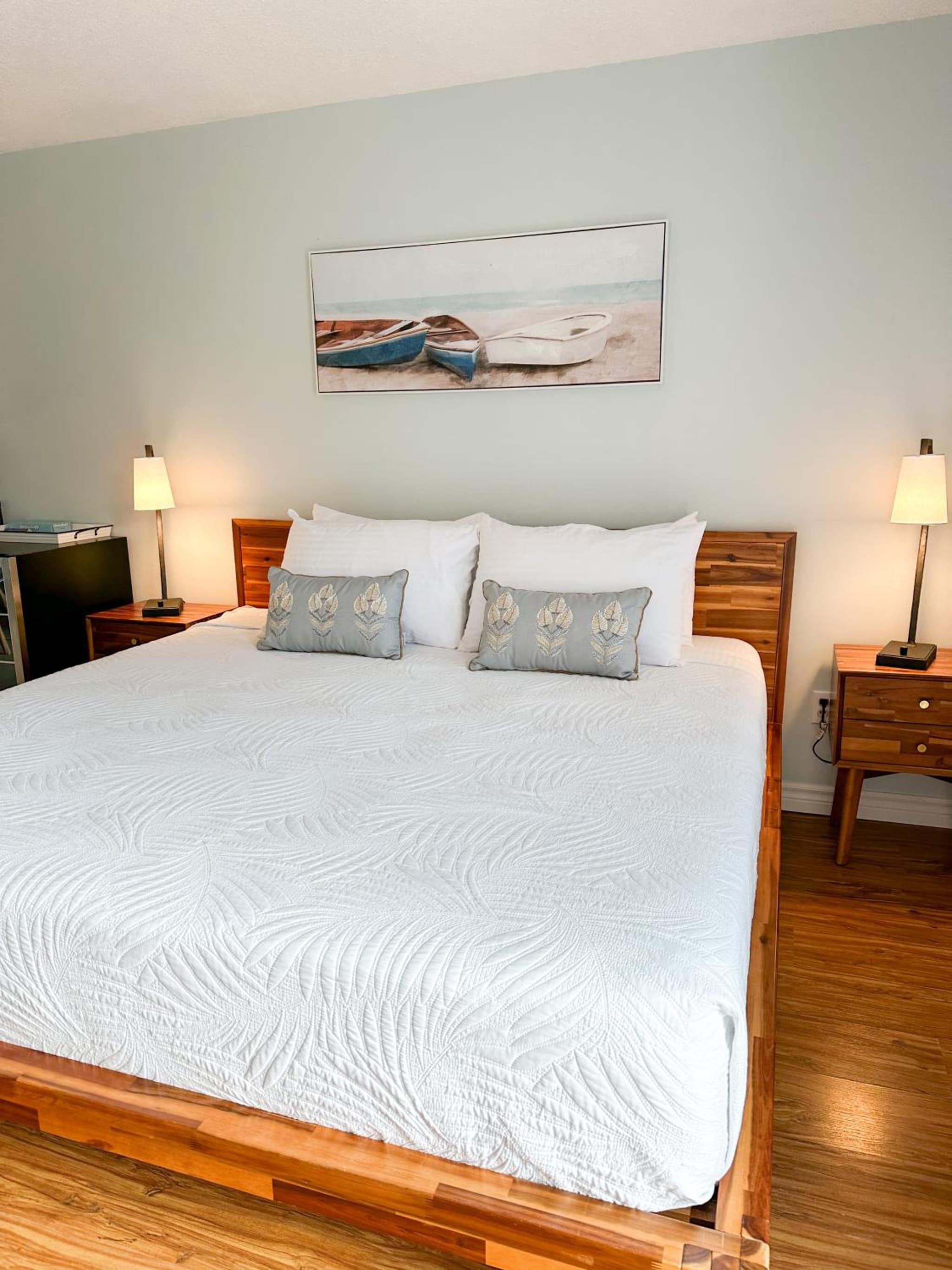 Oasis by the Bay Vacation Suites photo 4