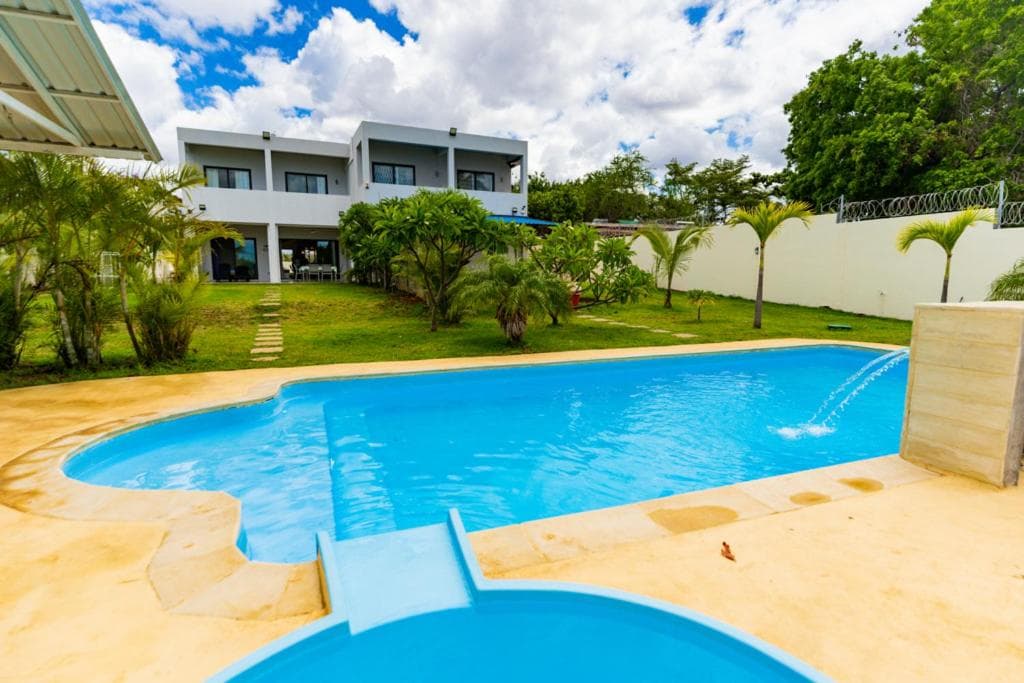 Stella Marris beachfront villa photo 5