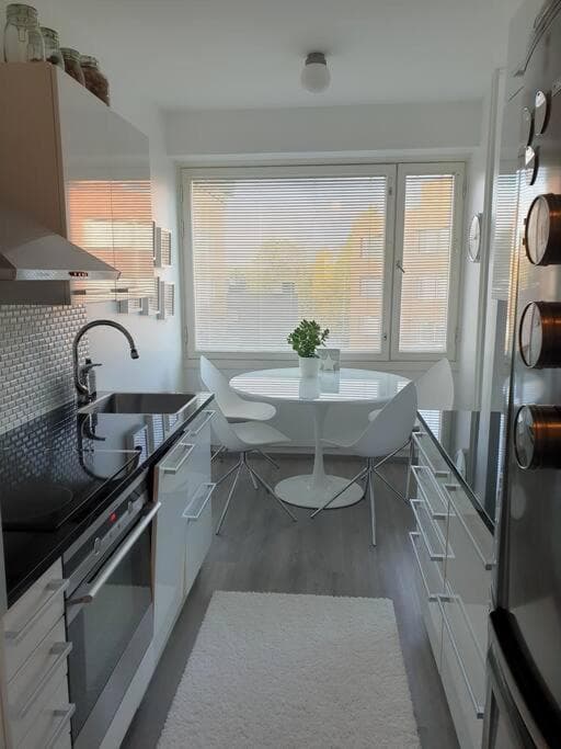 Scandinavian design apartment, excellent location photo 3