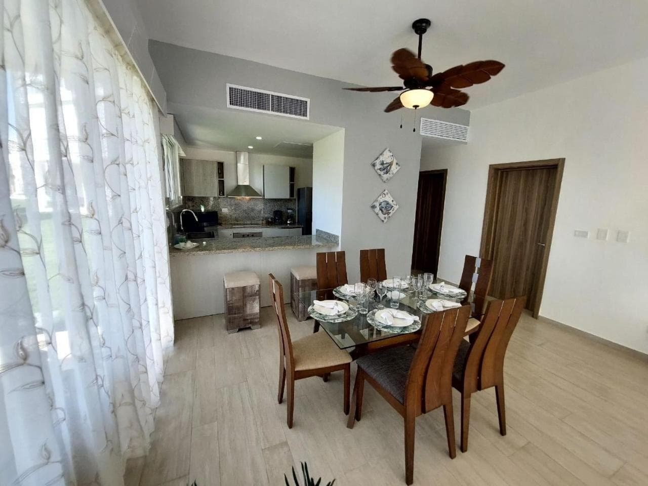 Cana Pearl 2BR Getaway | Pool & Golf Views photo 8