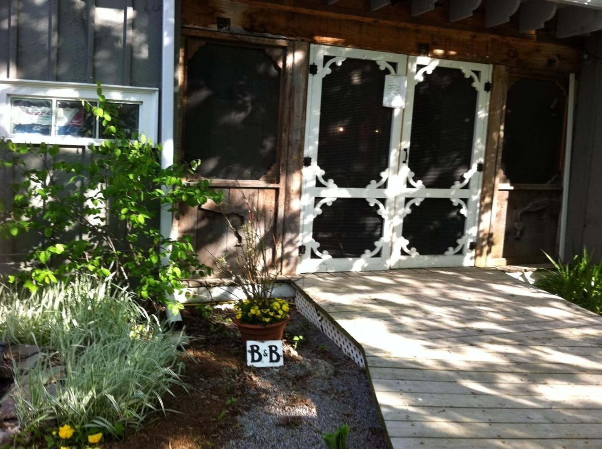 Emilyville Inn photo 4