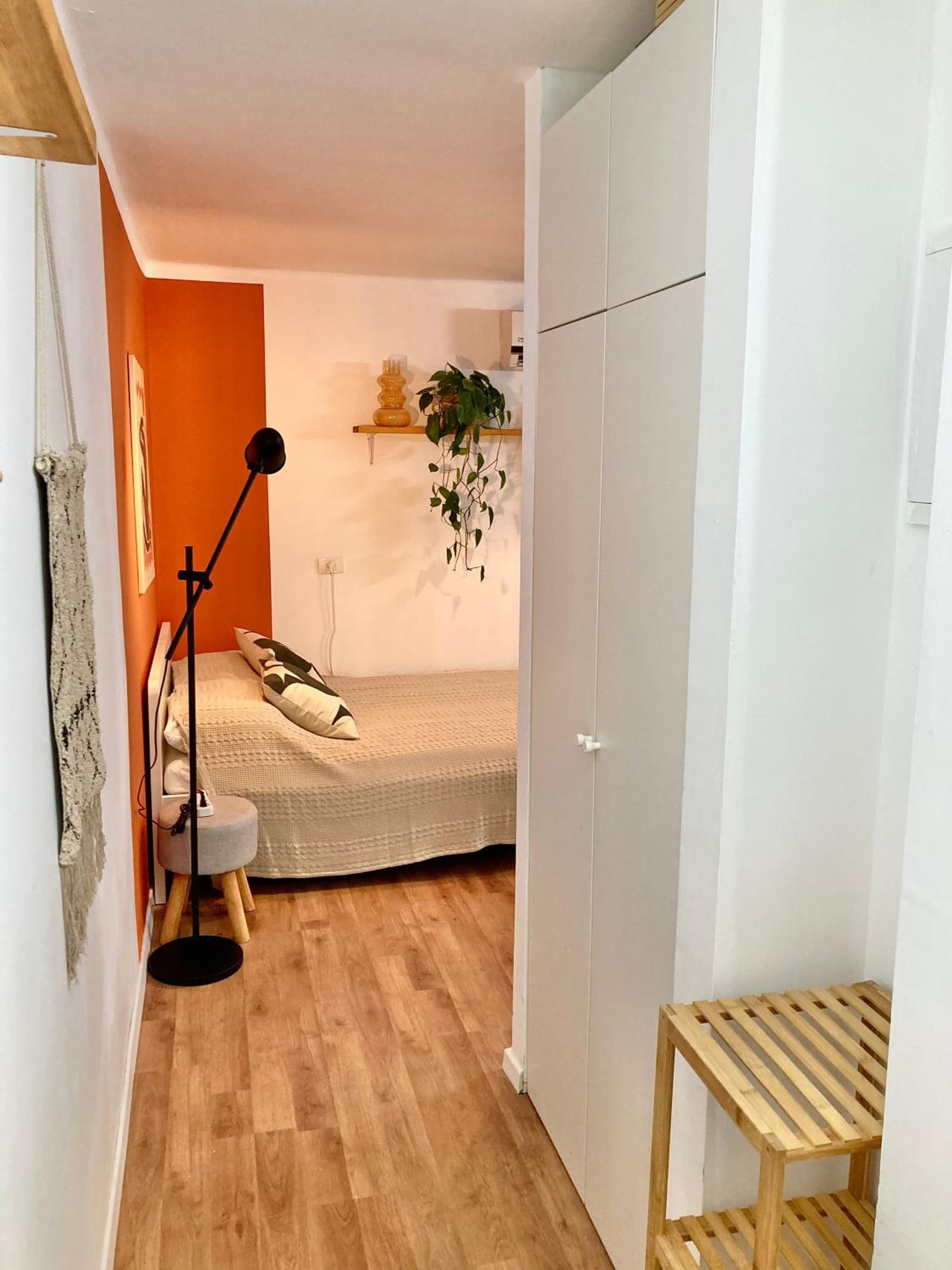 Dotan's Boutique Studios - By The Beach! photo 6