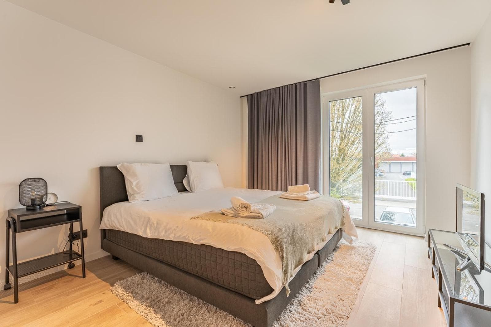 Modern & Spacious House photo 7