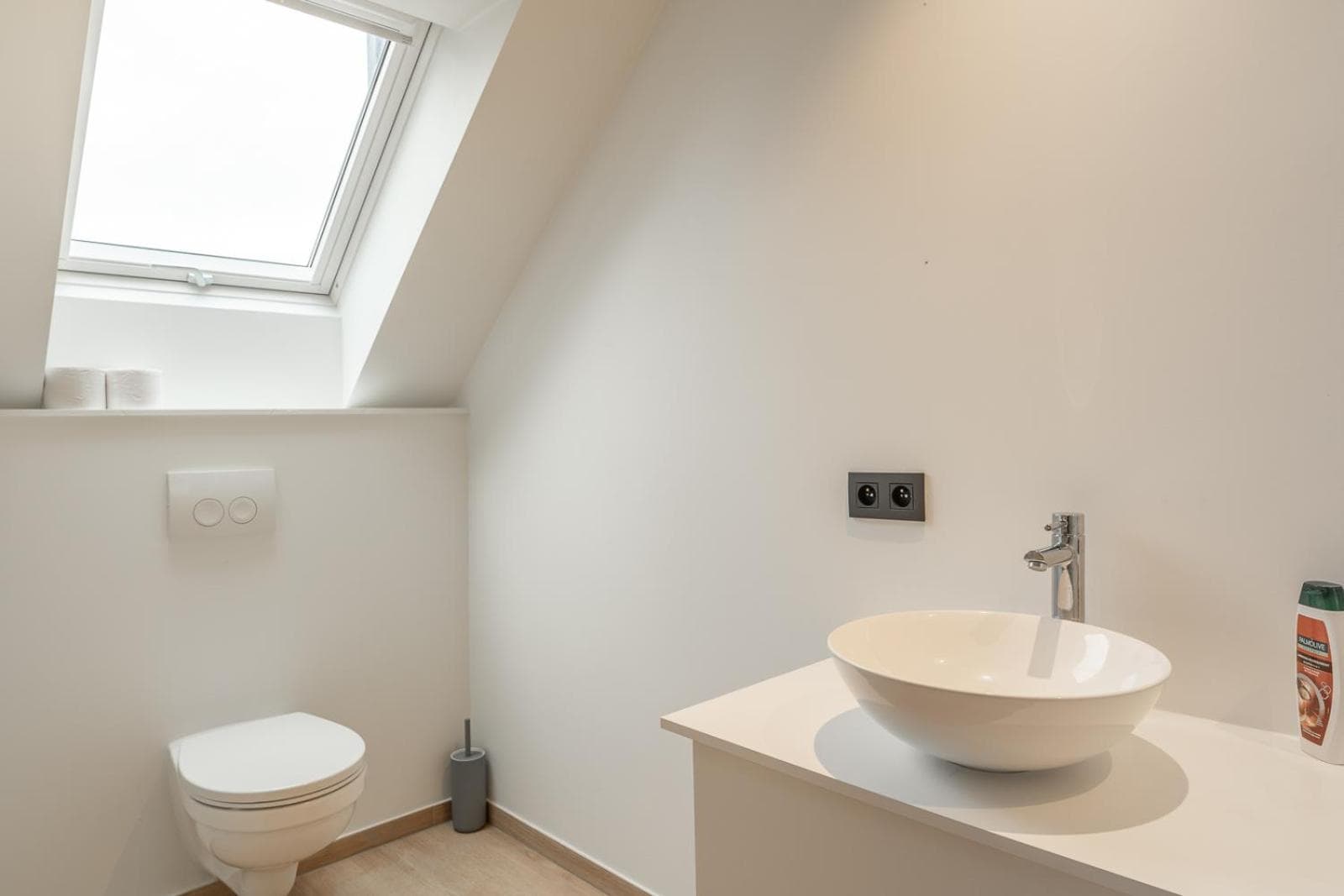 Modern & Spacious House photo 9