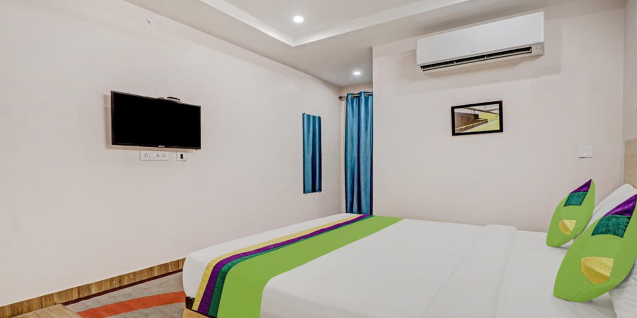 De Crown Luxury Hotel photo 2