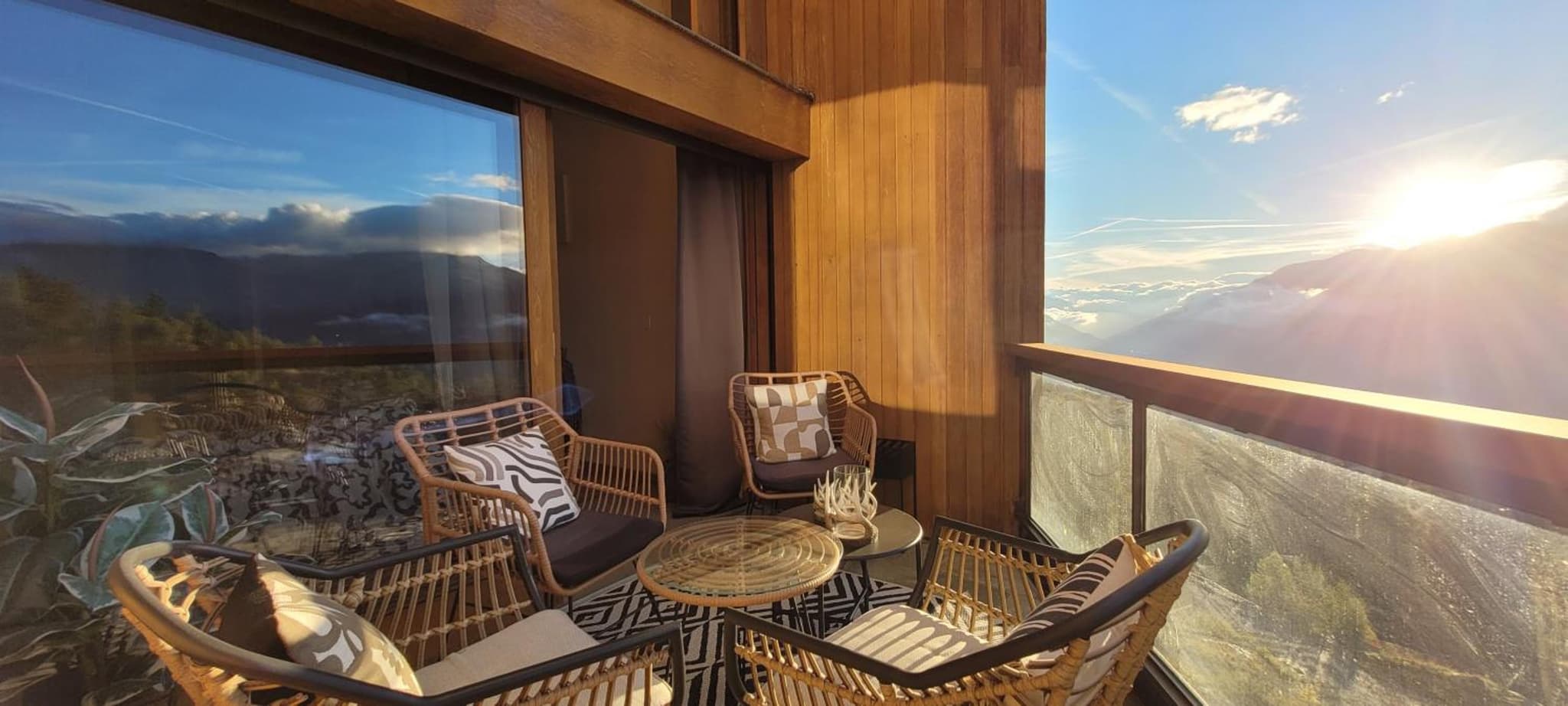L'AvantGardiste, Spacious 6 bedrooms duplex, panoramic view photo 8