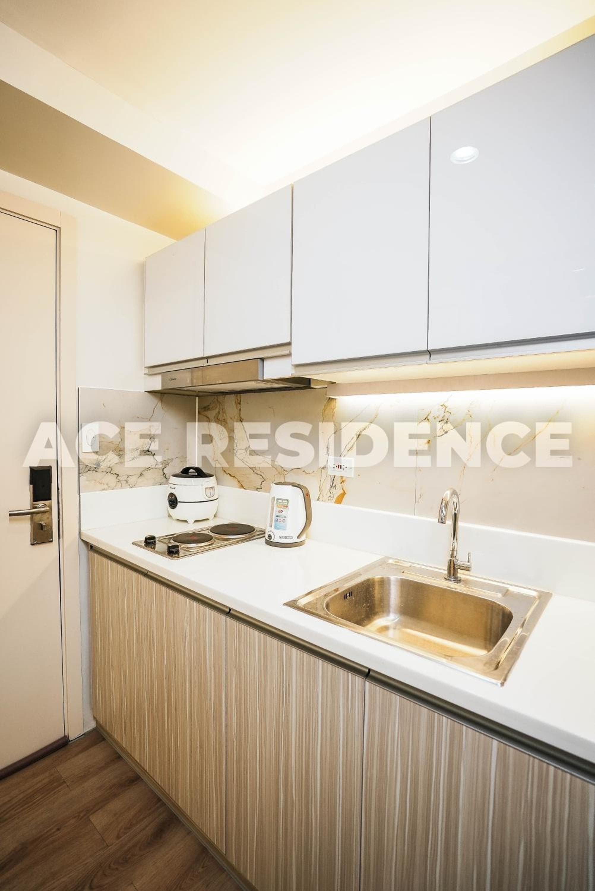 Air Residences Makati with Sunset View photo 3