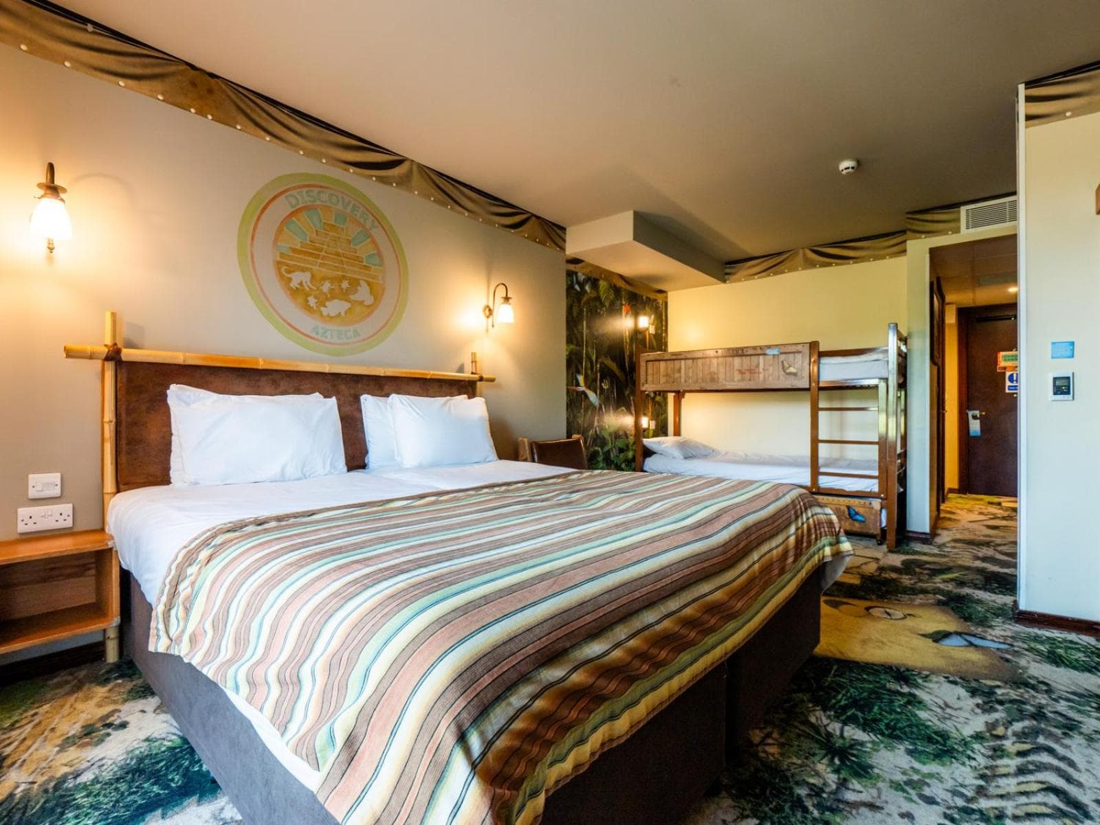 Chessington Resort Hotel photo 2